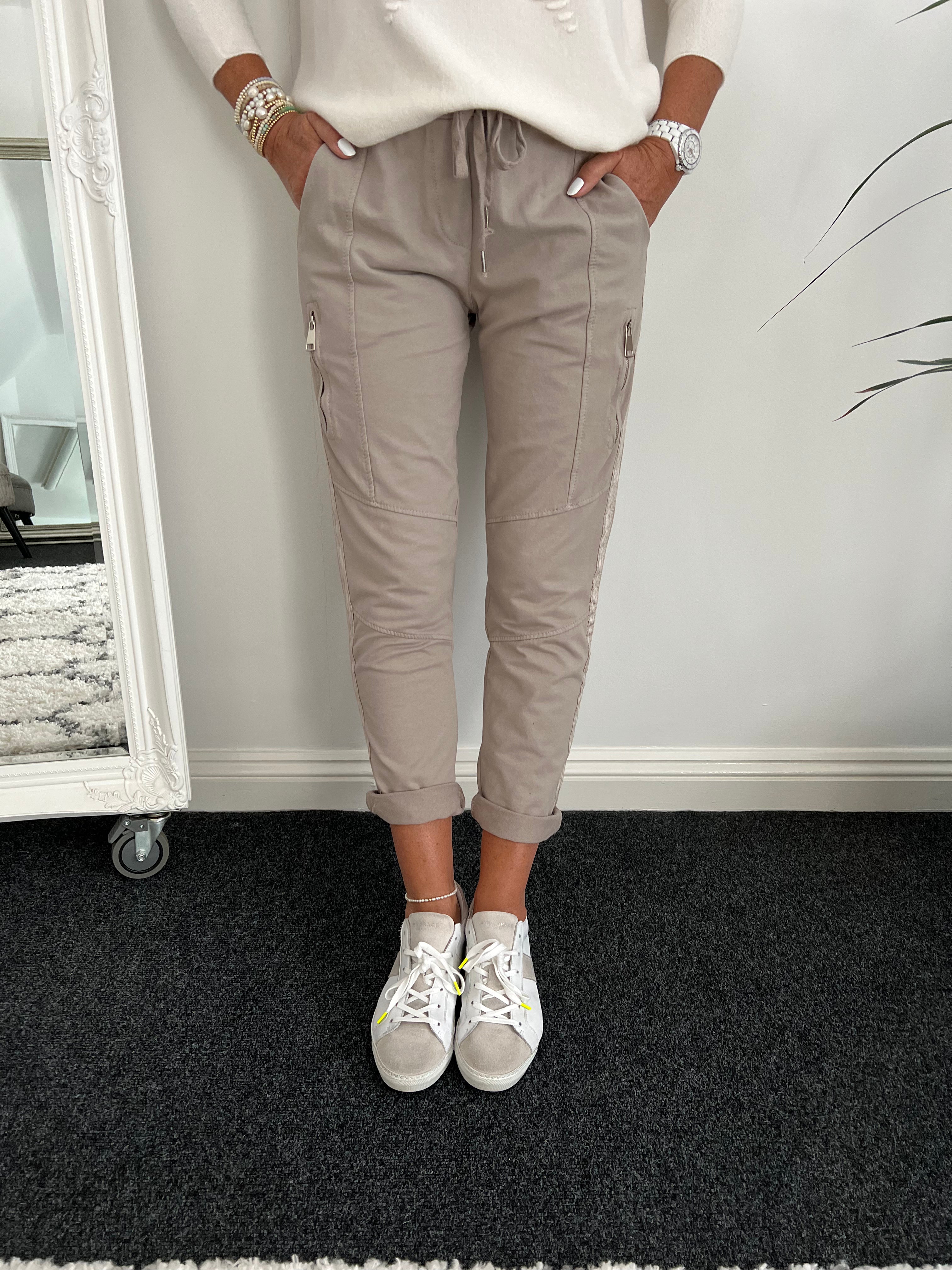 Jersey Stretch Joggers in Stone