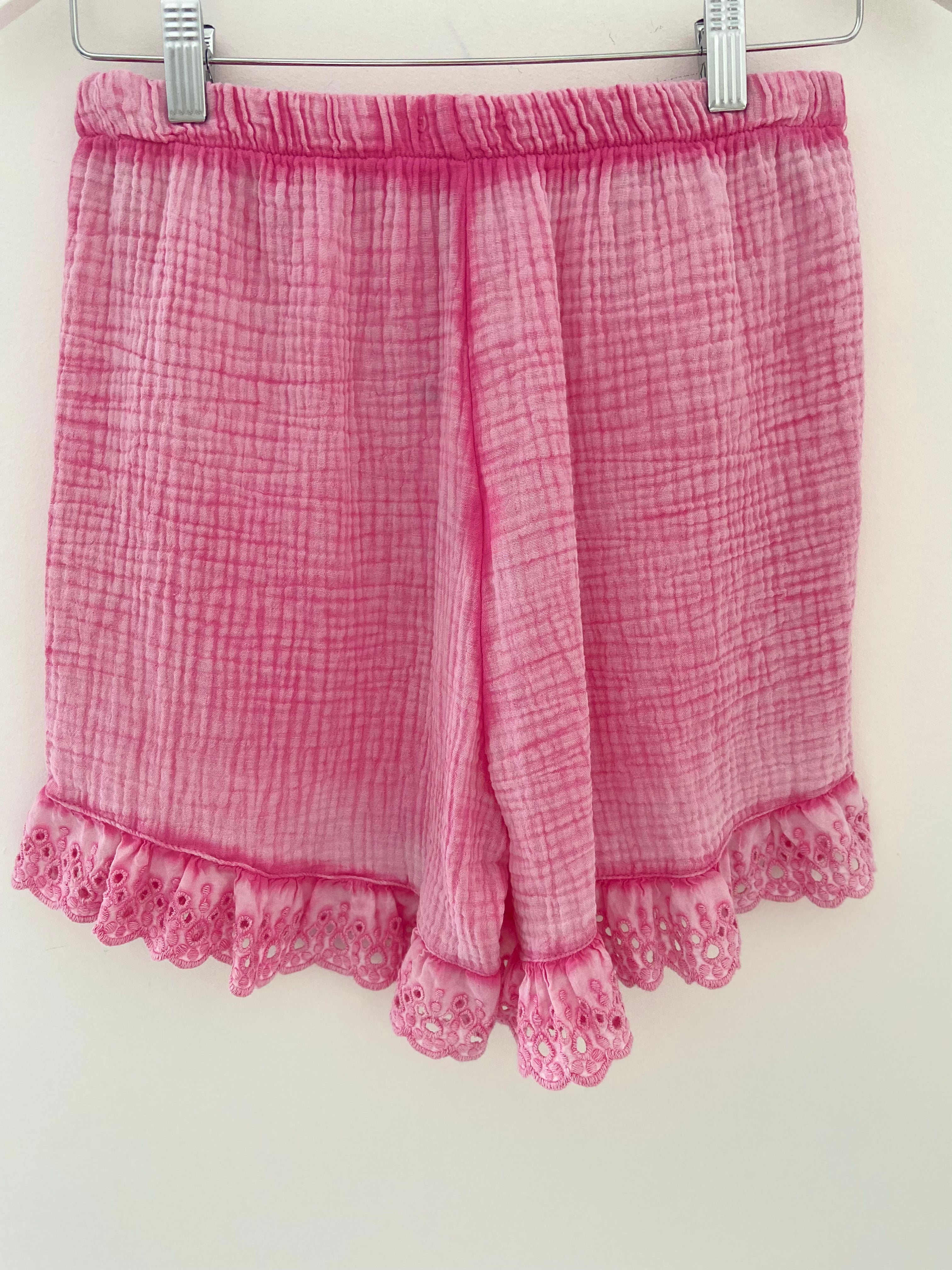 Cheesecloth Shorts in Pink