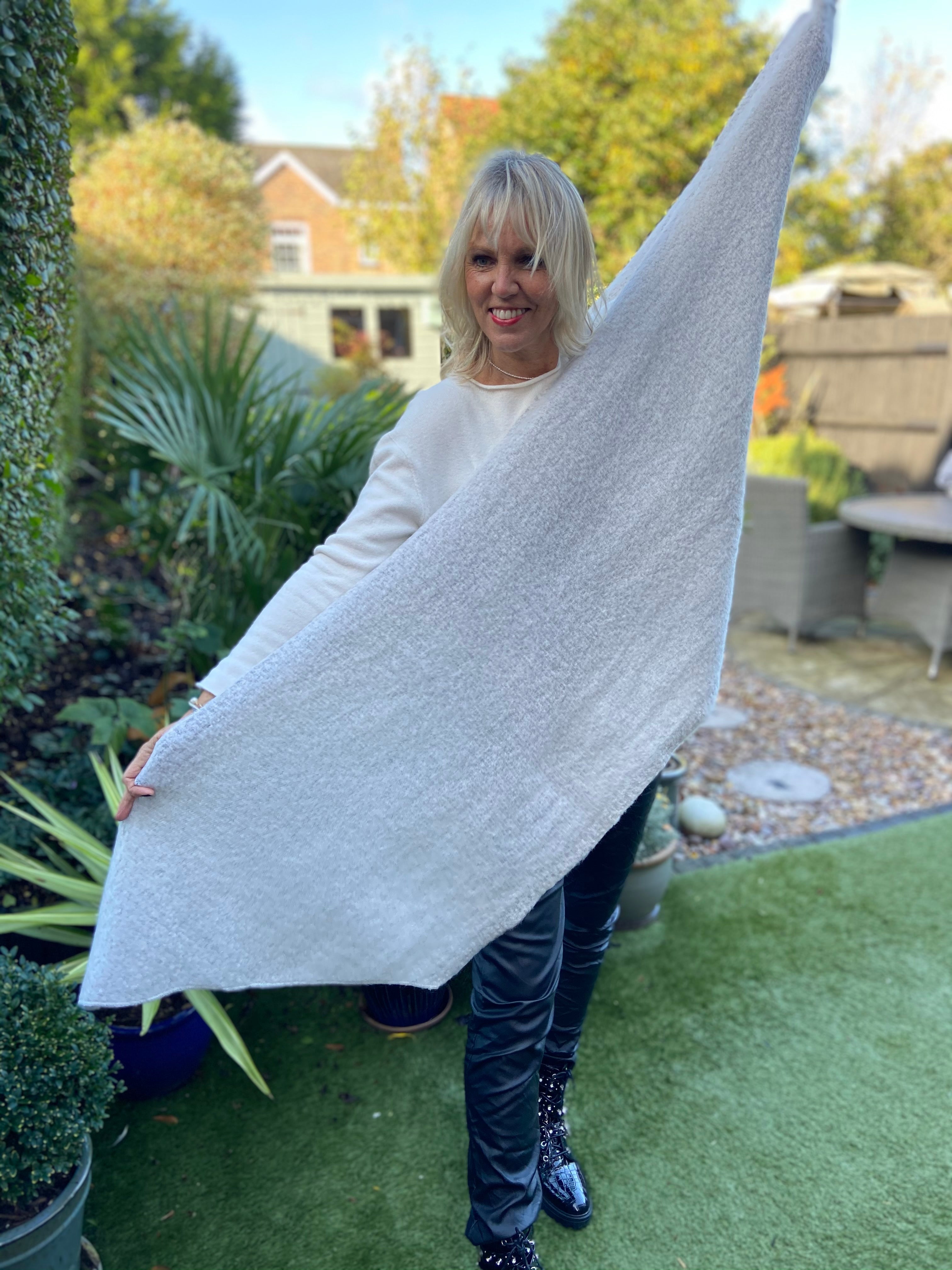 Super Soft and Warm Scarf in Grey
