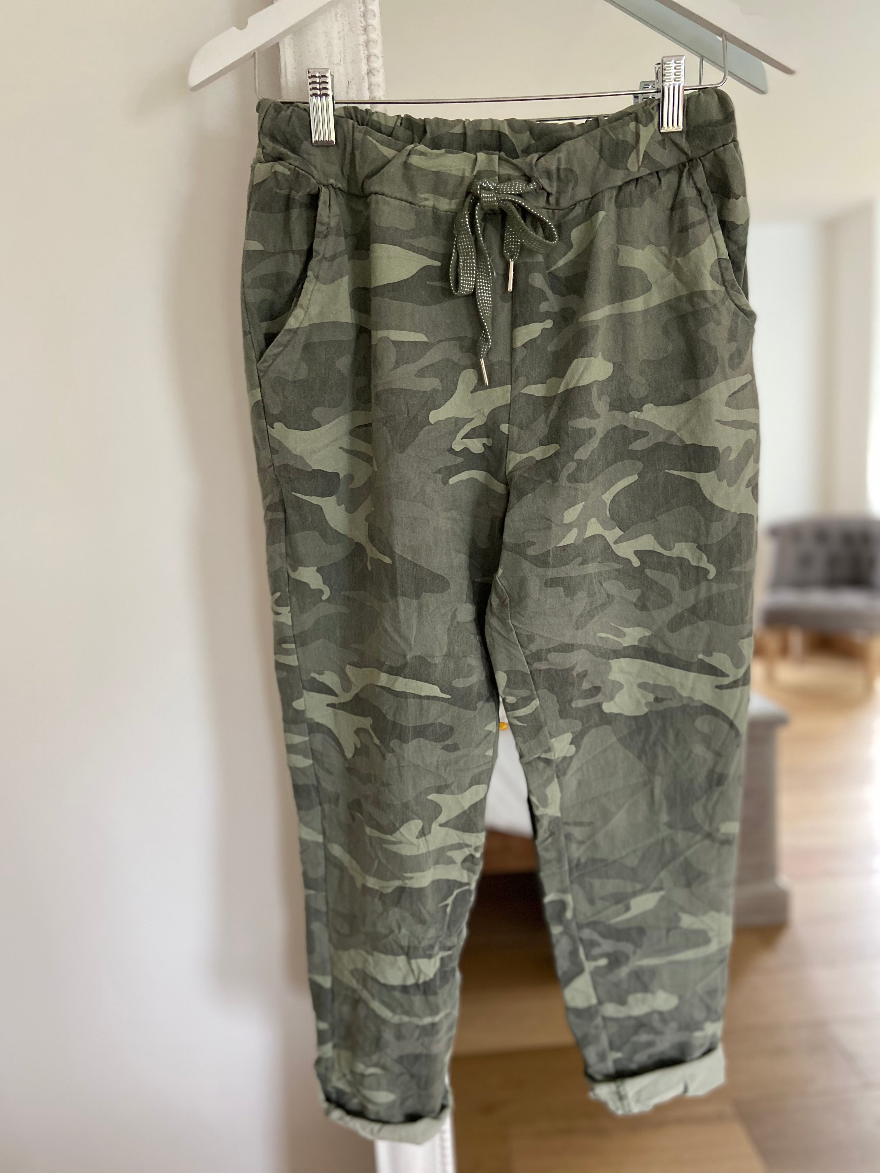 Super Stretch Joggers in Khaki Camo