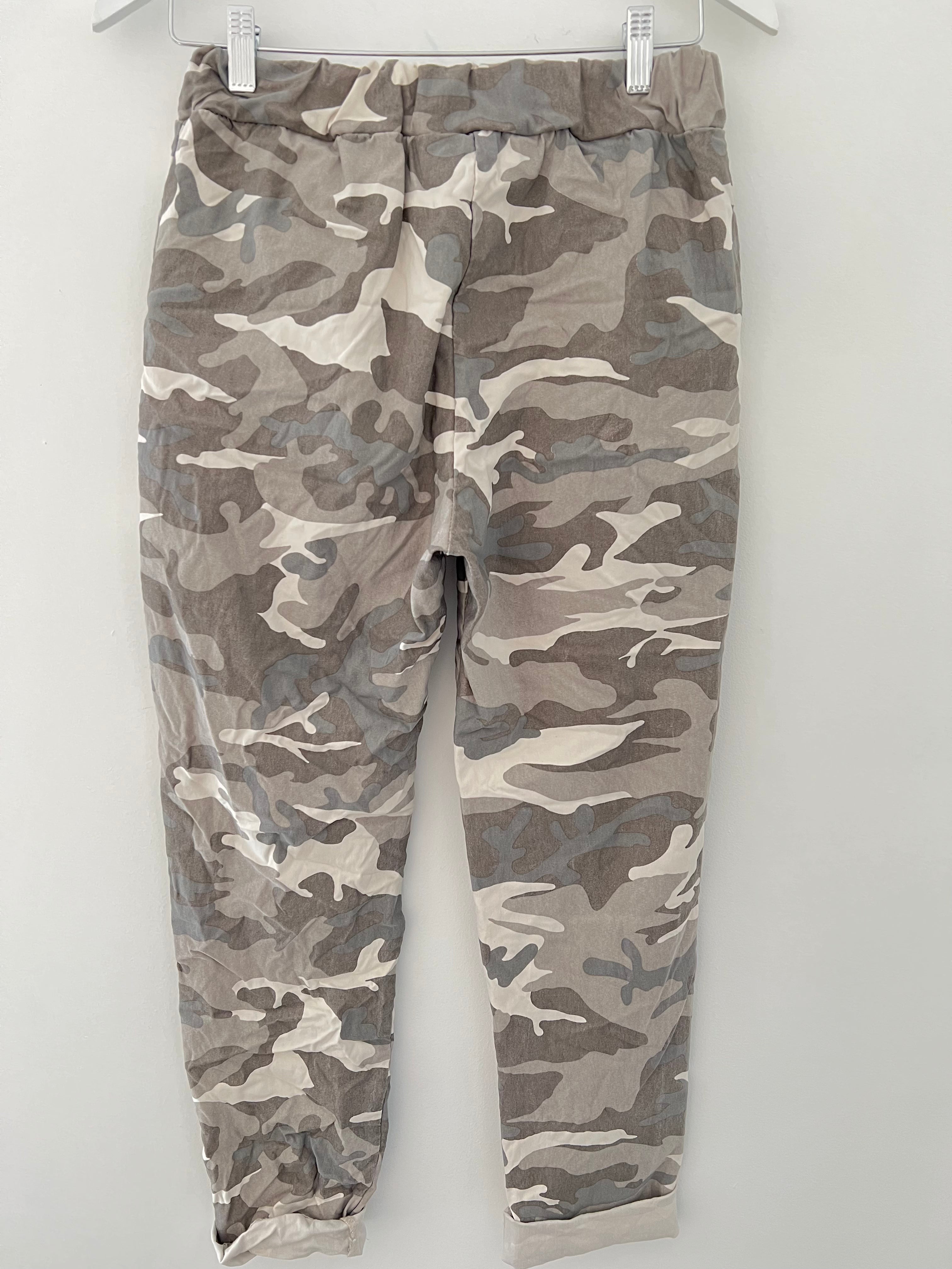 Super Stretch Joggers in Stone Camo