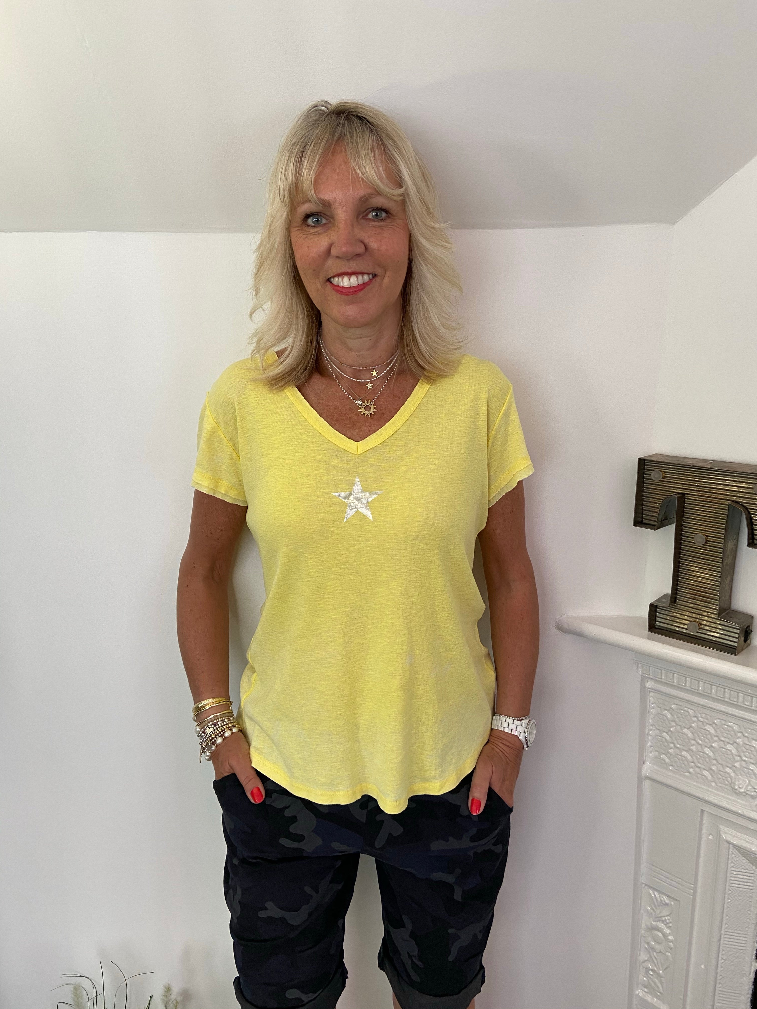Vintage Star Tee in Yellow